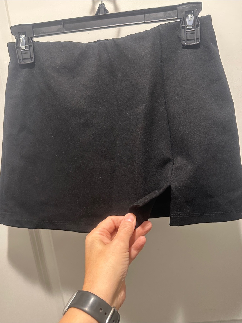 American Eagle Outfitters Black Skort